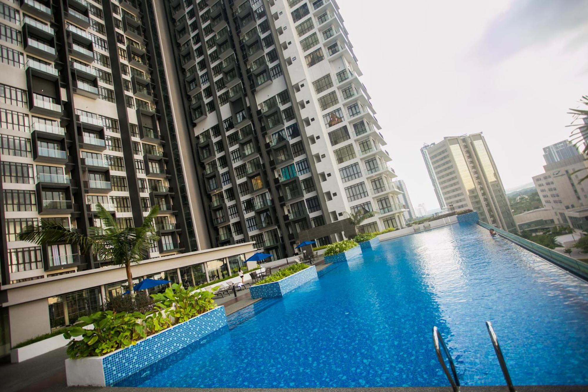 D'Pristine Medini By The One - 8Min Walk To Legoland Apartment Nusajaya  Ngoại thất bức ảnh